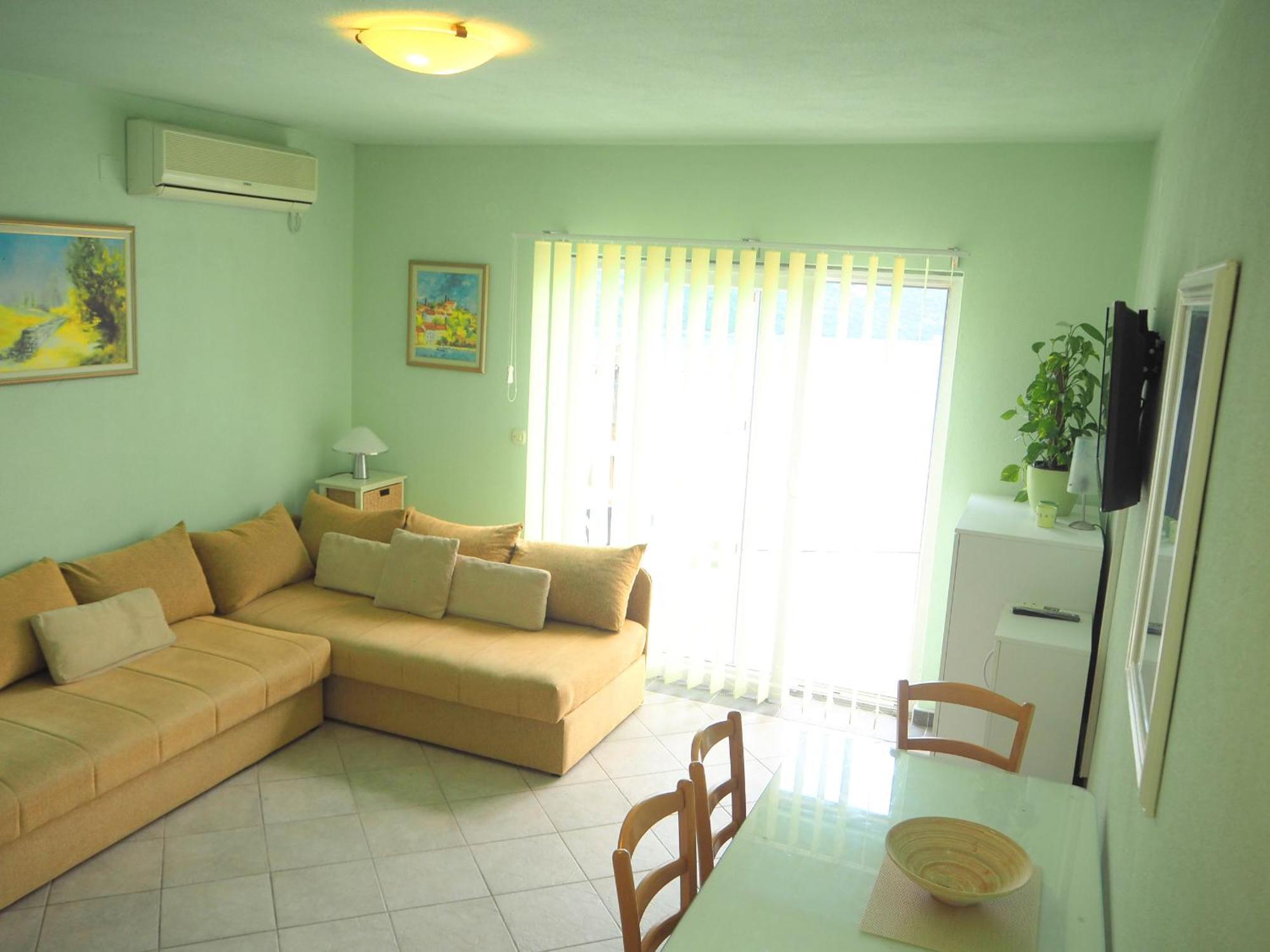 נאום Apartmani Roko מראה חיצוני תמונה